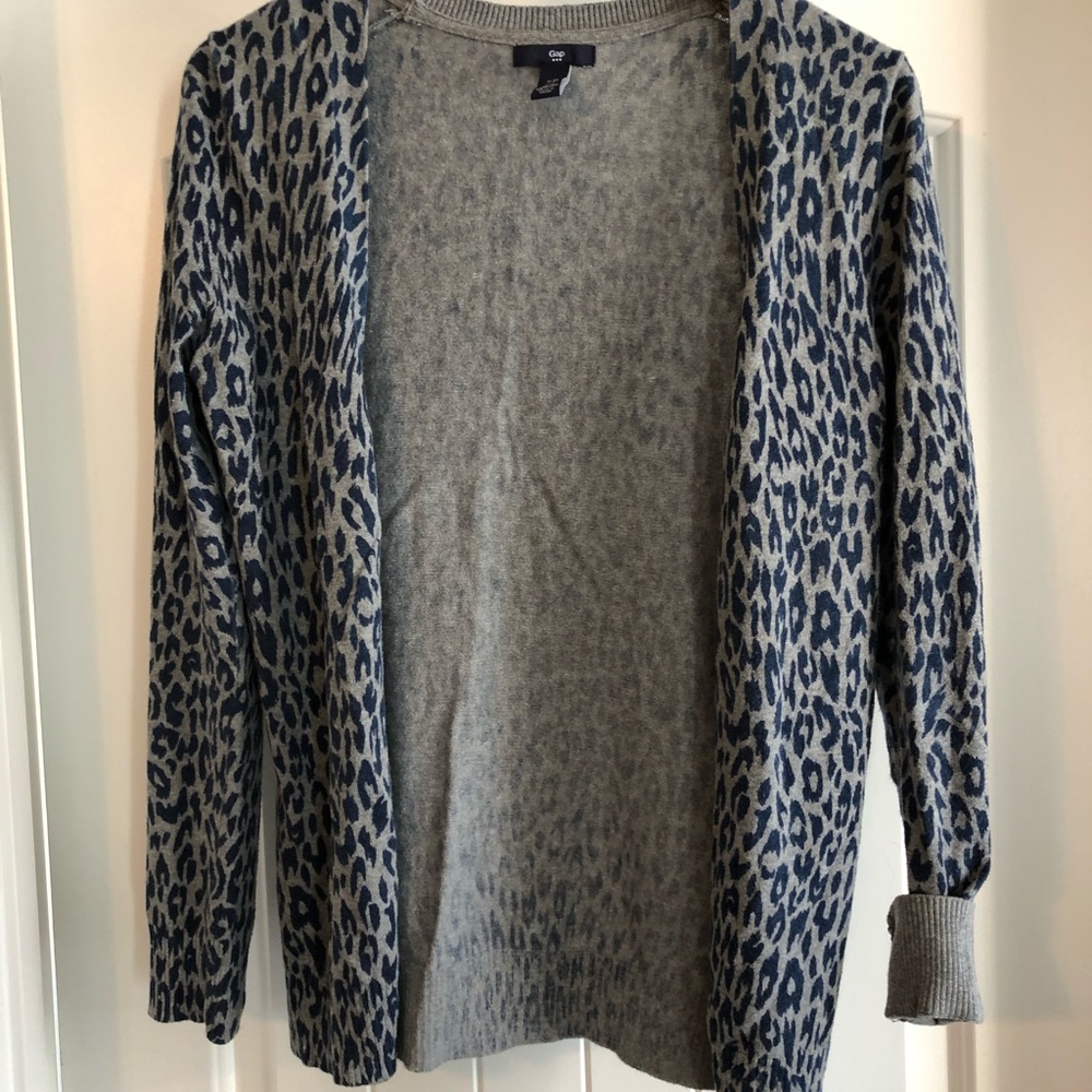 GAP blue and grey leopard cardigan